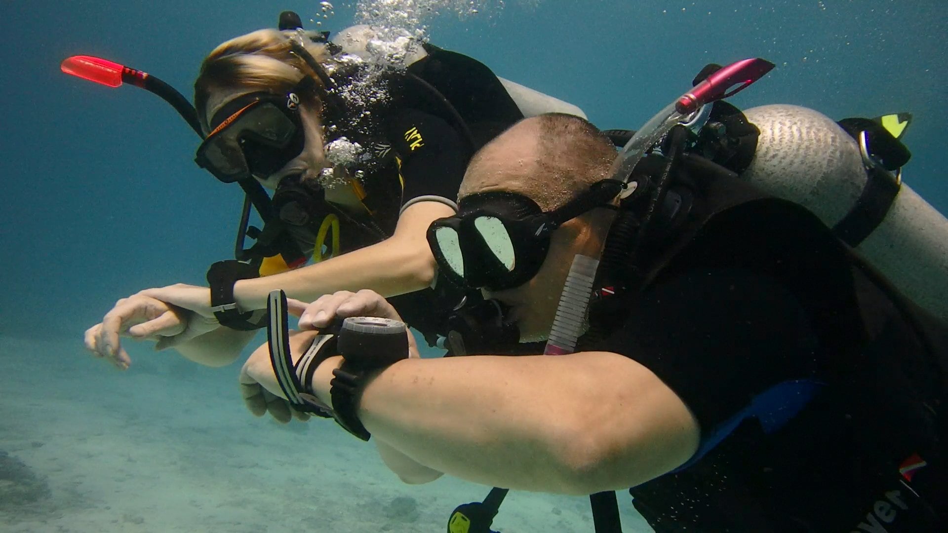 Padi open water diver. Дайвинг Шарм-Эль-Шейх. Padi Advanced open Water Diver. Сипадан дайвинг. Дайвинг инструктор.